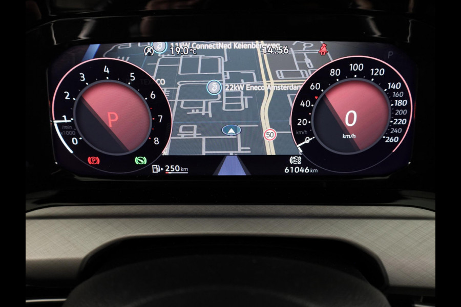Volkswagen Golf Variant 1.0 eTSI Life | 110 pk Automaat (DSG) | Verlengde garantie | Navigatie | Parkeersensoren | Achteruitrijcamera | LED koplampen |17" All season banden |