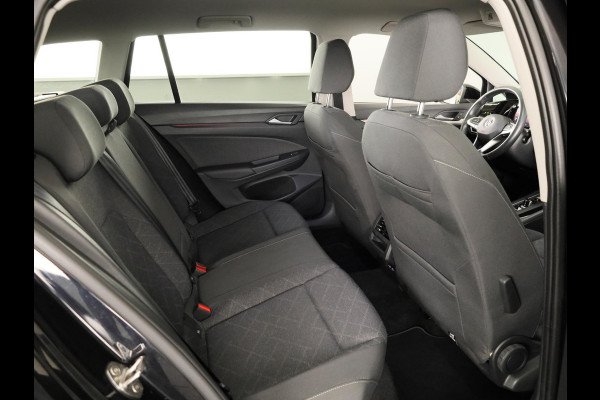 Volkswagen Golf Variant 1.0 eTSI Life | 110 pk Automaat (DSG) | Verlengde garantie | Navigatie | Parkeersensoren | Achteruitrijcamera | LED koplampen |17" All season banden |