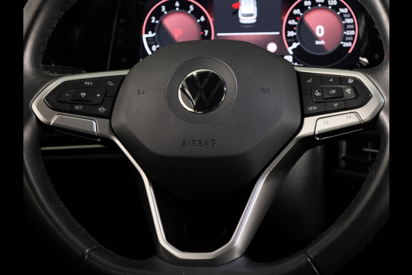 Volkswagen Golf Variant 1.0 eTSI Life | 110 pk Automaat (DSG) | Verlengde garantie | Navigatie | Parkeersensoren | Achteruitrijcamera | LED koplampen |17" All season banden |