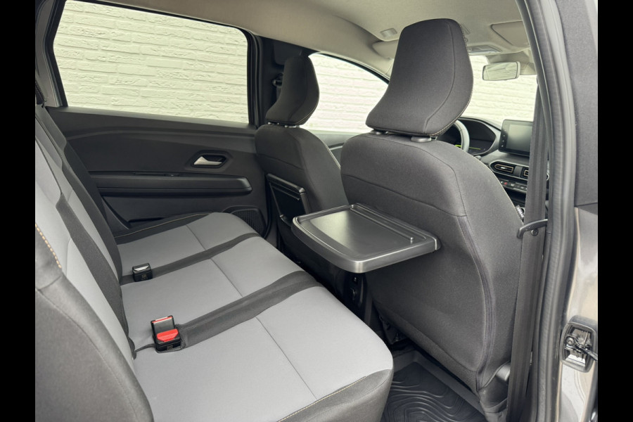 Dacia Jogger 1.6 Hybrid 140 Extreme 7p. Cruise Camera Naci Carplay Stoelverwarming Lane assist Clima Keyless