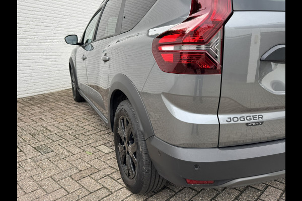 Dacia Jogger 1.6 Hybrid 140 Extreme 7p. Cruise Camera Naci Carplay Stoelverwarming Lane assist Clima Keyless