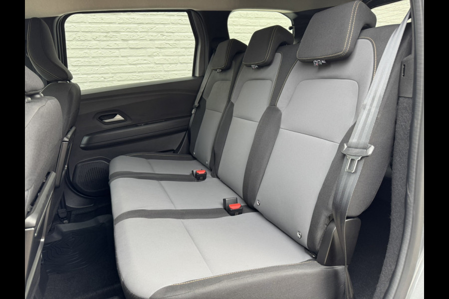 Dacia Jogger 1.6 Hybrid 140 Extreme 7p. Cruise Camera Naci Carplay Stoelverwarming Lane assist Clima Keyless