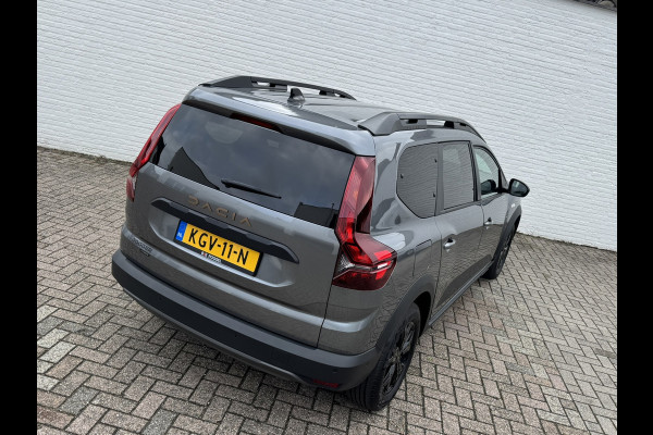 Dacia Jogger 1.6 Hybrid 140 Extreme 7p. Cruise Camera Naci Carplay Stoelverwarming Lane assist Clima Keyless