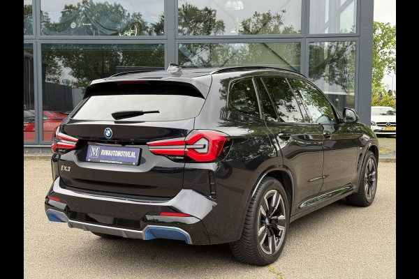 BMW iX3 Executive 80 kWh M-Sport |SOH 99% | ELEKTRISCHE TREKHAAK| ELEKTRISCHE ACHTERKLEP| PANORAMADAK| DRIVING ASSISTENT PROFESSIONAL| DODE HOEK SENSOR| STOELVERWARMING