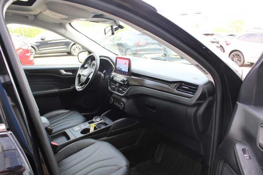 Ford Kuga 2.5 PHEV Vignale | Full Options! | Wegklapbare Trekhaak | Panorama Dak | Stoel + Stuurverwarming | Adaptive Cruise Control | BLIS |