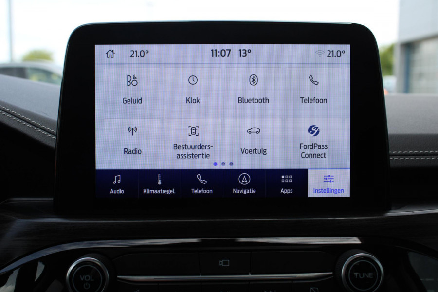 Ford Kuga 2.5 PHEV Vignale | Full Options! | Wegklapbare Trekhaak | Panorama Dak | Stoel + Stuurverwarming | Adaptive Cruise Control | BLIS |