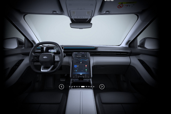 Ford Explorer Extended Range RWD 77 kWh 286pk | Driver Assistance Pack | Adaptieve Cruise | Stoelverwarming