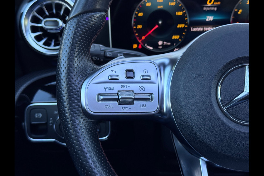 Mercedes-Benz A-Klasse 200 Premium Plus Pano/Sfeer/Camera