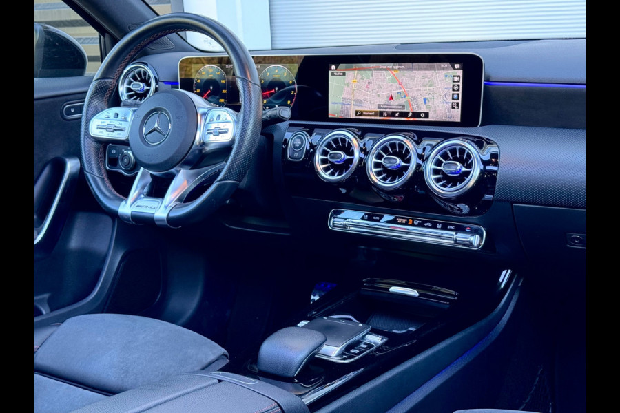 Mercedes-Benz A-Klasse 200 Premium Plus Pano/Sfeer/Camera