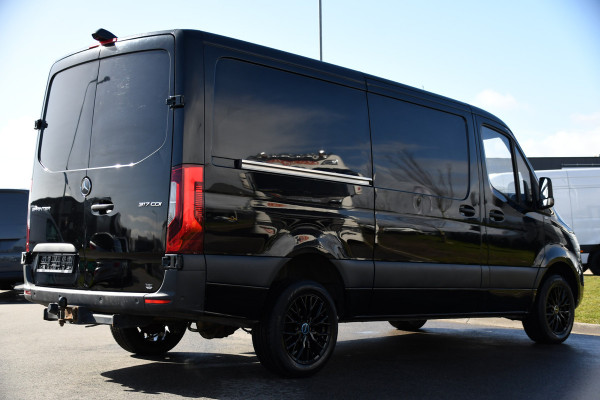 Mercedes-Benz Sprinter 317 1.9 CDI L2H1 RWD Edition Black 360 Camera, Cruise, Carplay, LED, 10,5'' Mbux, Automaat, Trekhaak, Leder, 170pk, Uniek!