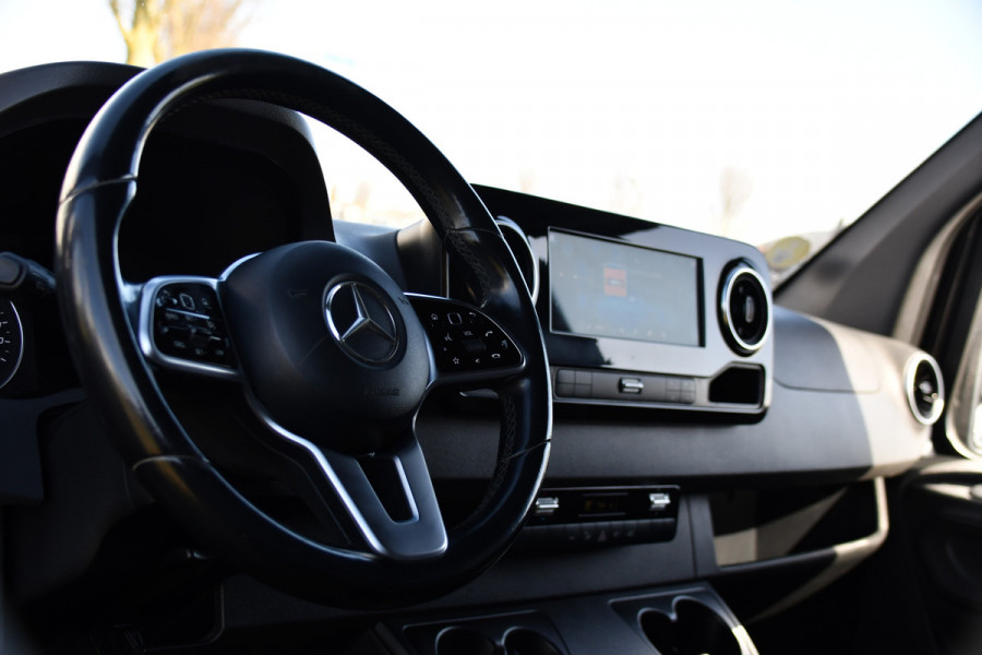 Mercedes-Benz Sprinter 317 1.9 CDI L2H1 RWD Edition Black 360 Camera, Cruise, Carplay, LED, 10,5'' Mbux, Automaat, Trekhaak, Leder, 170pk, Uniek!