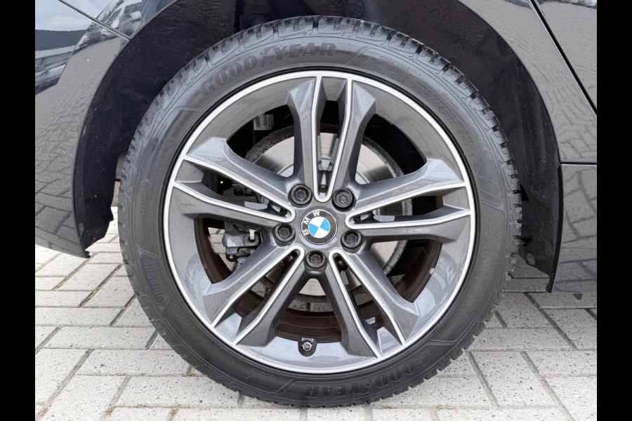BMW 1-serie 118i Executive Edition | 1ste eigenaar | PDC | Carplay |