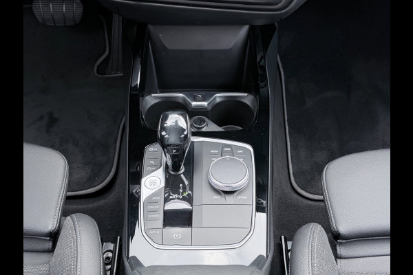 BMW 1-serie 118i Executive Edition | 1ste eigenaar | PDC | Carplay |