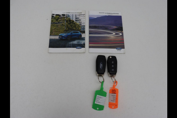 Ford Puma 1.0 EcoBoost Hybrid Titanium | Panoramadak | Stoelverwarming | Adaptive cruise | Camera | Carplay | Full LED | Stuurverwarming | Side Assist | Navigatie | Parkeerhulp | Climate control