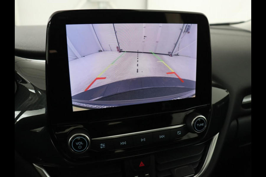 Ford Puma 1.0 EcoBoost Hybrid Titanium | Panoramadak | Stoelverwarming | Adaptive cruise | Camera | Carplay | Full LED | Stuurverwarming | Side Assist | Navigatie | Parkeerhulp | Climate control