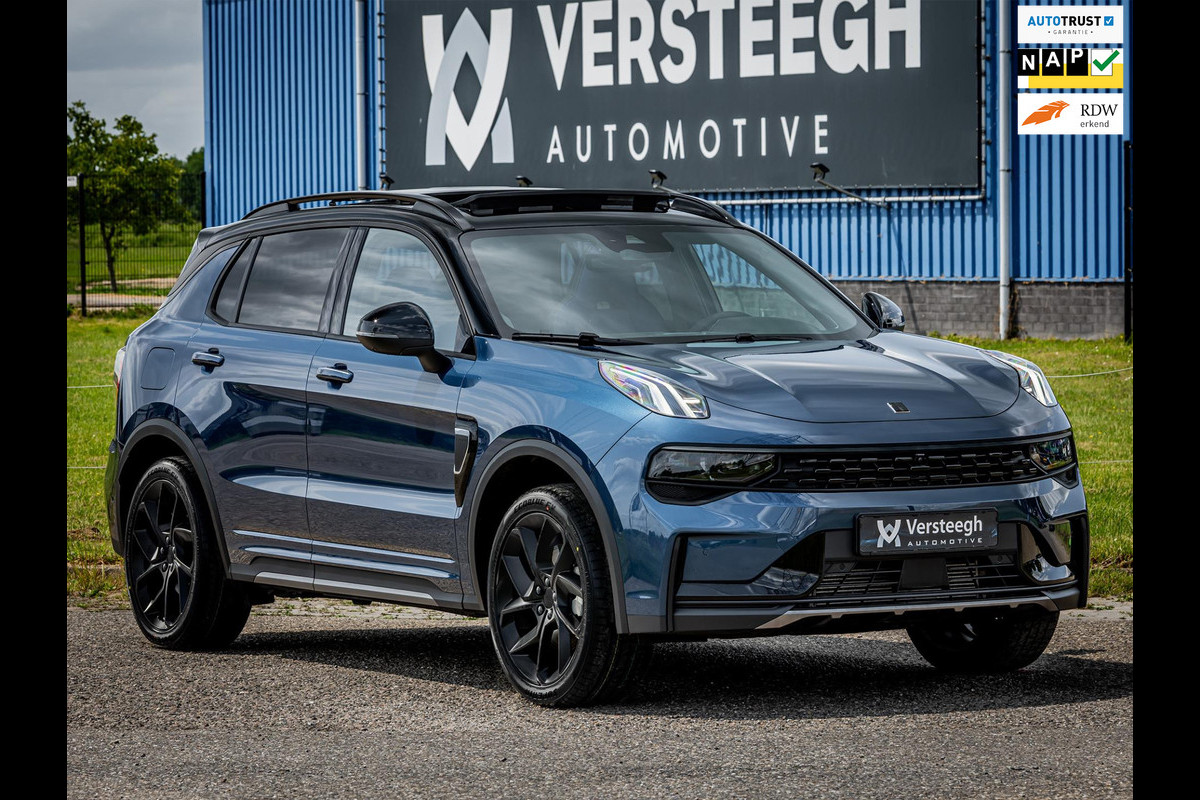 Lynk & Co 01 1.5 Plug-In Hybrid 262pk BLACKED OUT | Trekhaak | Zwarte hemel
