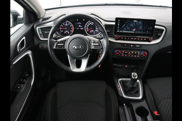 Kia Ceed 1.0 T-GDi DynamicLine | Carplay | Camera | Navigatie | Climate control | Parkeerhulp | Cruise control | Bluetooth | DAB | Lichtmetalen velgen