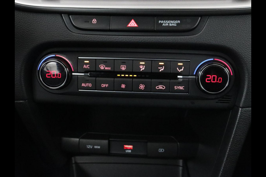 Kia Ceed 1.0 T-GDi DynamicLine | Carplay | Camera | Navigatie | Climate control | Parkeerhulp | Cruise control | Bluetooth | DAB | Lichtmetalen velgen
