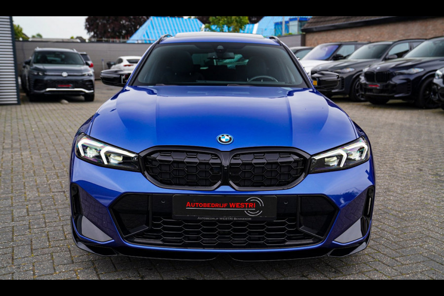 BMW 3 Serie Touring 330e xDrive M-pakket | Panorama | HuD | Sfeerverlichting | BMW LED | Camera | Portimao blau metallic |