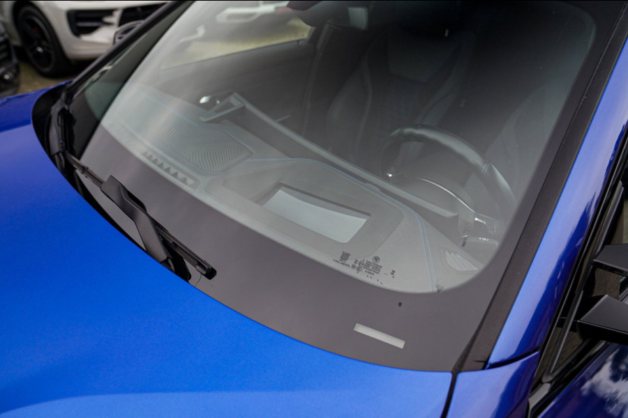 BMW 3 Serie Touring 330e xDrive M-pakket | Panorama | HuD | Sfeerverlichting | BMW LED | Camera | Portimao blau metallic |