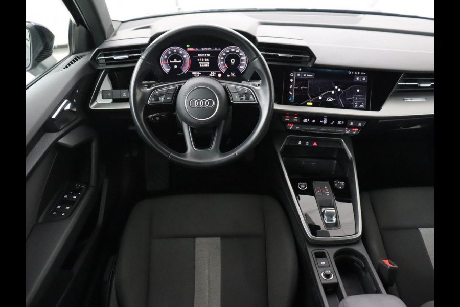 Audi A3 30 TFSI Advanced edition | Stoelverwarming | Adaptive cruise | Keyless | Camera | Carplay | Audi Sound | Full LED | Climate control | Virtual Cockpit | Parkeerhulp
