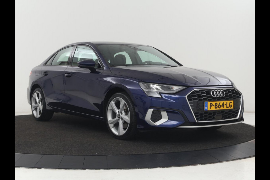 Audi A3 30 TFSI Advanced edition | Stoelverwarming | Adaptive cruise | Keyless | Camera | Carplay | Audi Sound | Full LED | Climate control | Virtual Cockpit | Parkeerhulp