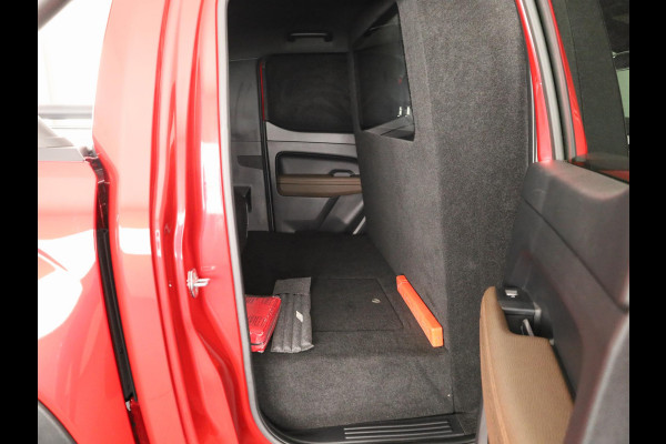 Volkswagen Amarok 3.0 TDI 4Motion Single cab Pan Americana 240 PK Automaat | Lederen bekleding | Trekhaak | Rolhoes |
