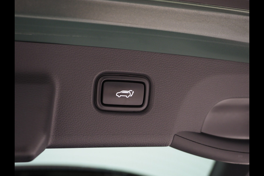 Kia Sportage 1.6 T-GDi Plug-in Hybrid AWD GT-Line | Panoramadak | Sportstoelen | Leder | 360 | Keyless | Adaptive Cruise | Sfeerlicht | Carplay