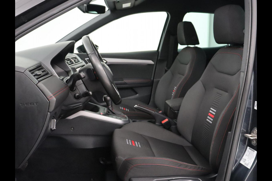 Seat Arona 1.0 TSI FR Intense | Carplay | Beats Pack | Adaptive cruise | Keyless | Full LED | Camera | Navigatie | Climate control | Bluetooth | Parkeerhulp | Getint glas