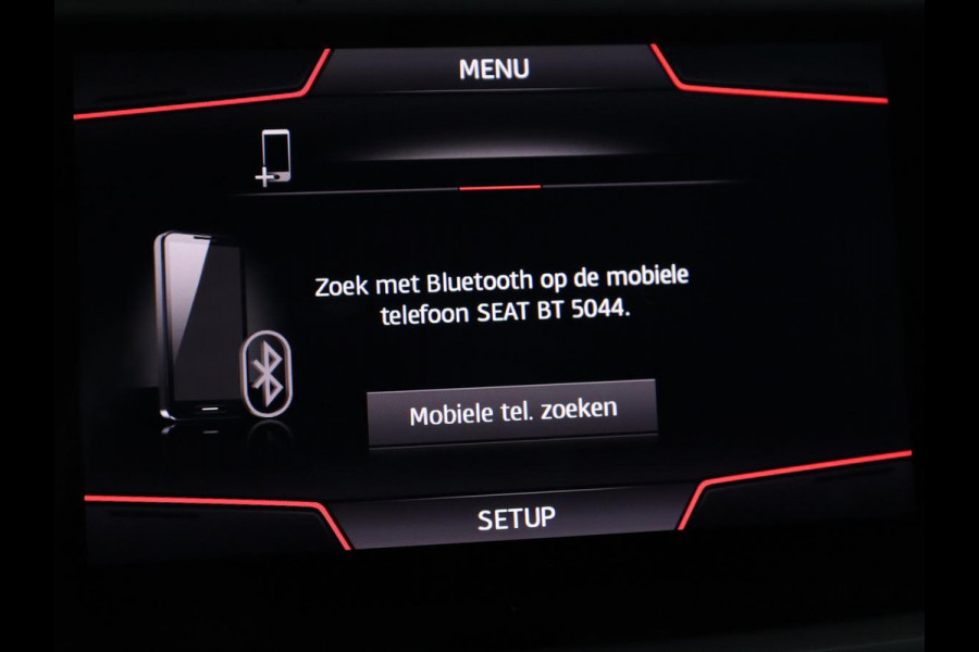 Seat Arona 1.0 TSI FR Intense | Carplay | Beats Pack | Adaptive cruise | Keyless | Full LED | Camera | Navigatie | Climate control | Bluetooth | Parkeerhulp | Getint glas