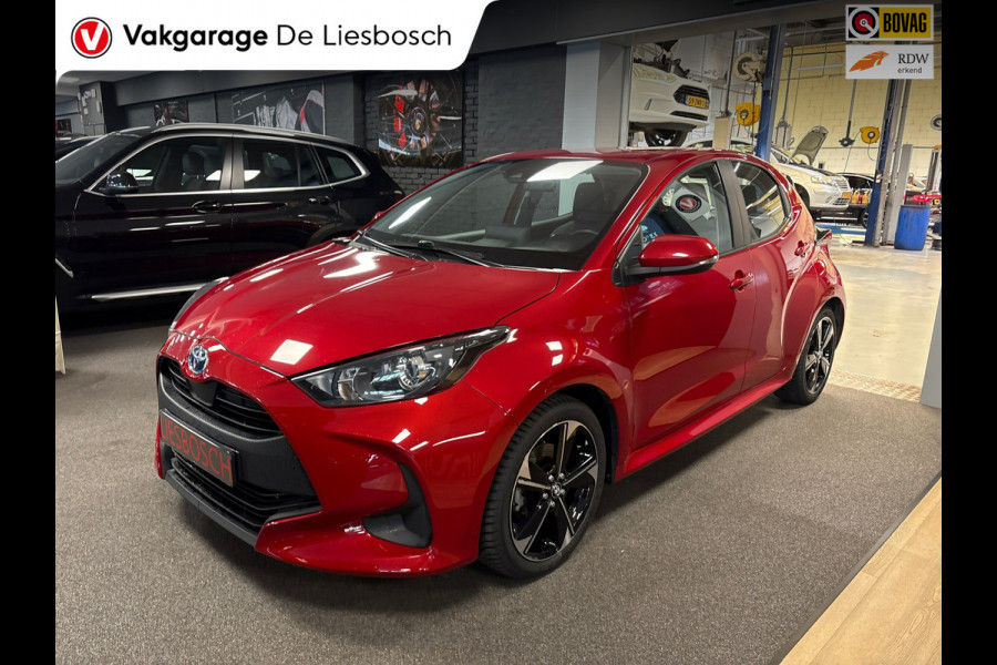 Toyota Yaris 1.5 Hybrid 115 Active/navi/camera/clima/cruisec/dealer onderhouden