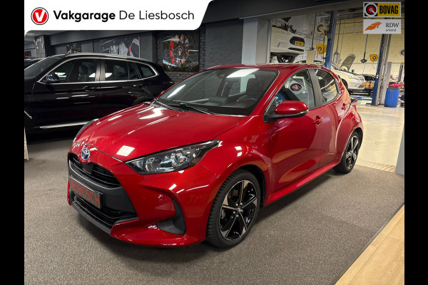 Toyota Yaris 1.5 Hybrid 115 Active/navi/camera/clima/cruisec/dealer onderhouden