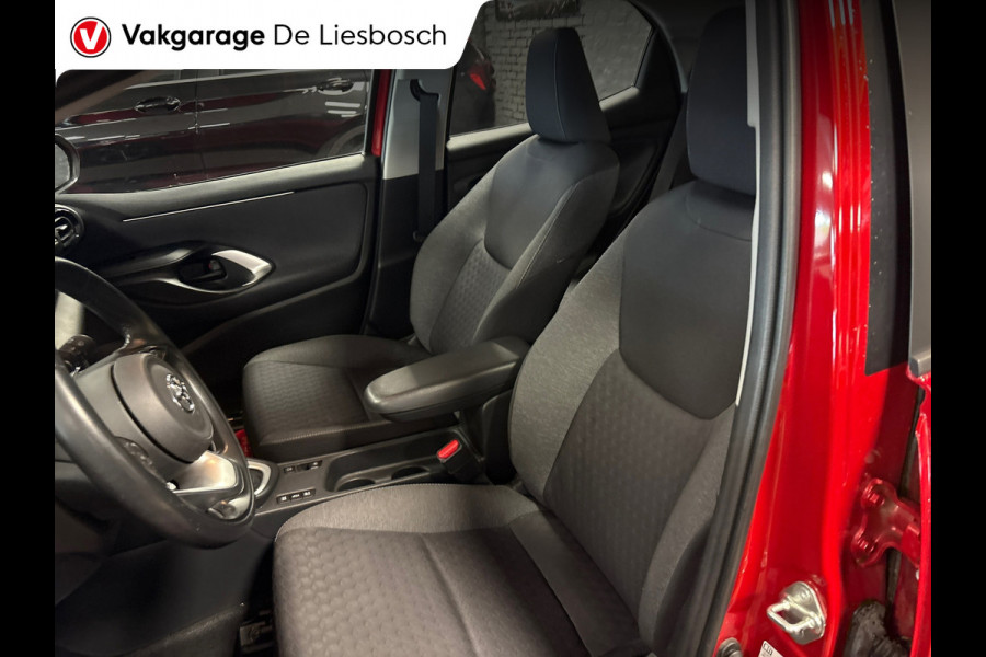 Toyota Yaris 1.5 Hybrid 115 Active/navi/camera/clima/cruisec/dealer onderhouden