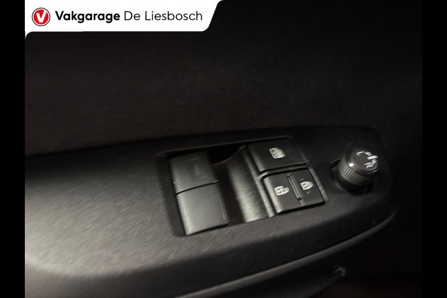 Toyota Yaris 1.5 Hybrid 115 Active/navi/camera/clima/cruisec/dealer onderhouden