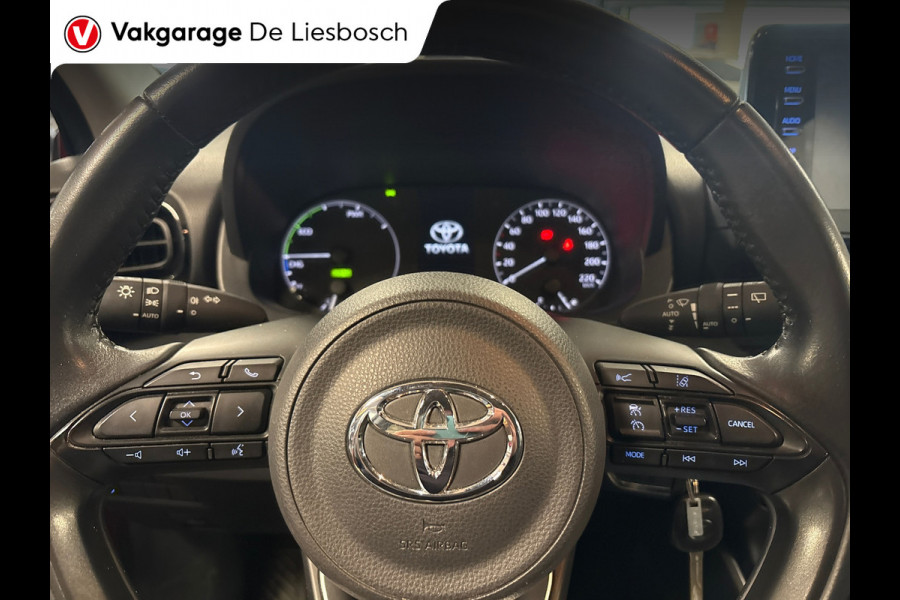 Toyota Yaris 1.5 Hybrid 115 Active/navi/camera/clima/cruisec/dealer onderhouden