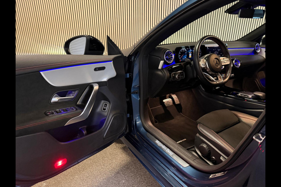 Mercedes-Benz CLA-Klasse Shooting Brake 180 AMG STYLING-PANORAMA-NIGHT-CAMERA-KEYLESS-COMPLEET