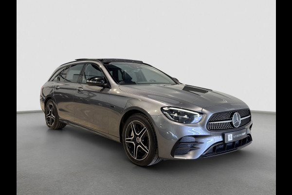 Mercedes-Benz E-Klasse Estate 300 e AMG | Pano | Trekhaak | Carplay | Sfeerverlichting | Camera | Dodehoek | 1e eigenaar