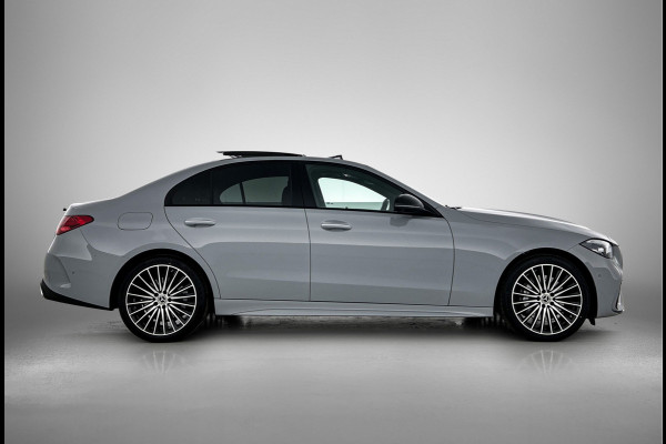 Mercedes-Benz C-Klasse 300 e Business Solution AMG | Nightpakket | Comfortpakket Plus | Middenconsole metaalstructuur | Trekhaak | Panoramaschuifdak | Smartphone integratie | 360° camera | Sfeerverlichting |