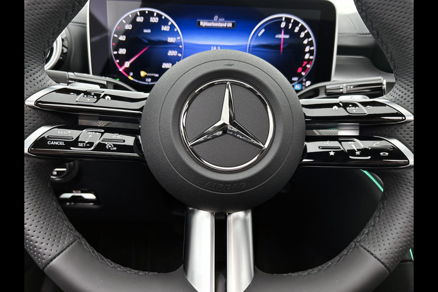 Mercedes-Benz C-Klasse 300 e Business Solution AMG | Nightpakket | Comfortpakket Plus | Middenconsole metaalstructuur | Trekhaak | Panoramaschuifdak | Smartphone integratie | 360° camera | Sfeerverlichting |