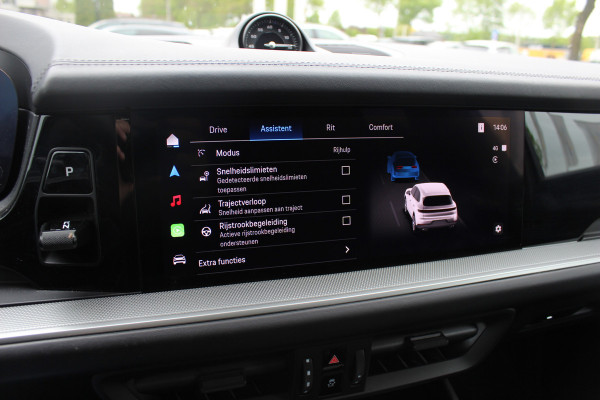 Porsche Cayenne 3.0 S E-Hybrid 519pk / Trekhaak / Panoramadak / 360Camera / Head-up / Achterasbesturing / Bose / 21'' / Luchtvering / Adaptieve Stoelen / Sportdesign+Chrono / Sportuiltaat / Stoelventilatie / Stoelverwarming 4x /