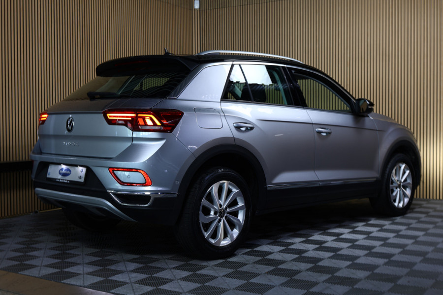 Volkswagen T-Roc 1.5 TSI Style AVM DSG VIRTUAL CARPLAY CLIMA CAMERA PDC "23