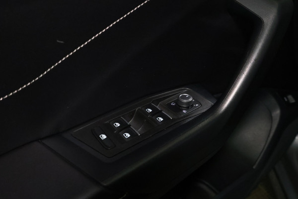 Volkswagen T-Roc 1.5 TSI Style AVM DSG VIRTUAL CARPLAY CLIMA CAMERA PDC "23