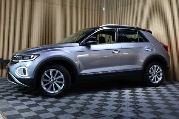 Volkswagen T-Roc 1.5 TSI Style AVM DSG VIRTUAL CARPLAY CLIMA CAMERA PDC "23
