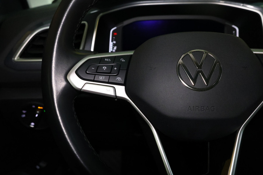 Volkswagen T-Roc 1.5 TSI Style AVM DSG VIRTUAL CARPLAY CLIMA CAMERA PDC "23