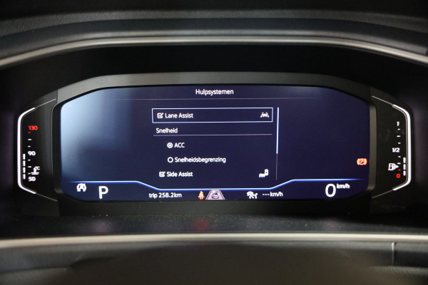 Volkswagen T-Roc 1.5 TSI Style AVM DSG VIRTUAL CARPLAY CLIMA CAMERA PDC "23