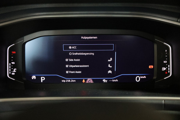 Volkswagen T-Roc 1.5 TSI Style AVM DSG VIRTUAL CARPLAY CLIMA CAMERA PDC "23