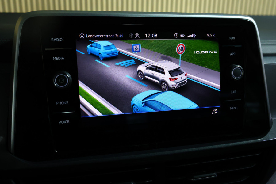 Volkswagen T-Roc 1.5 TSI Style AVM DSG VIRTUAL CARPLAY CLIMA CAMERA PDC "23