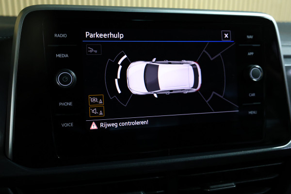 Volkswagen T-Roc 1.5 TSI Style AVM DSG VIRTUAL CARPLAY CLIMA CAMERA PDC "23