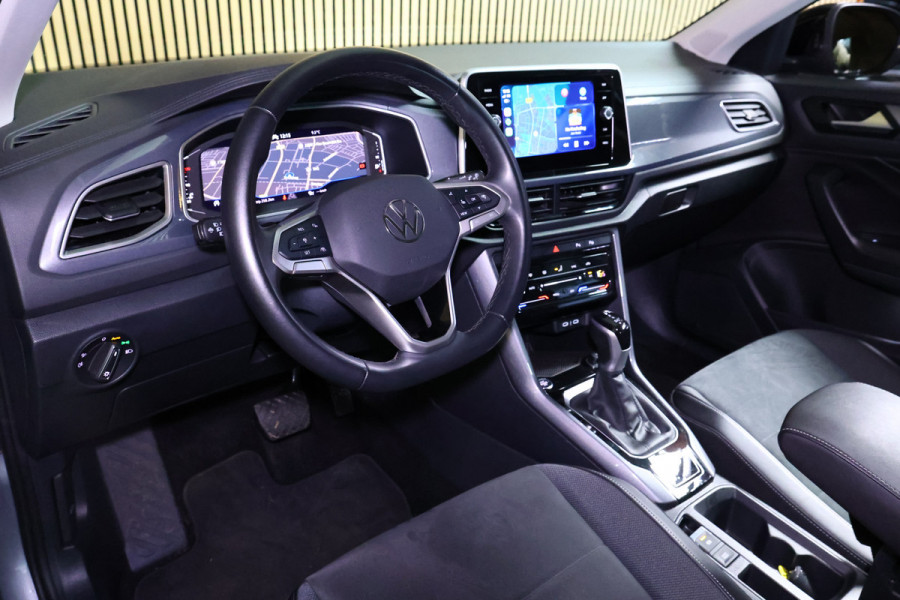 Volkswagen T-Roc 1.5 TSI Style AVM DSG VIRTUAL CARPLAY CLIMA CAMERA PDC "23