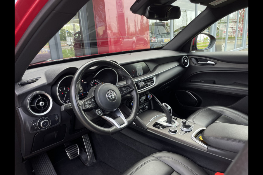 Alfa Romeo Stelvio 2.0 T AWD Ti | Stoel/Stuurverwarming | 20" Velgen | Camera